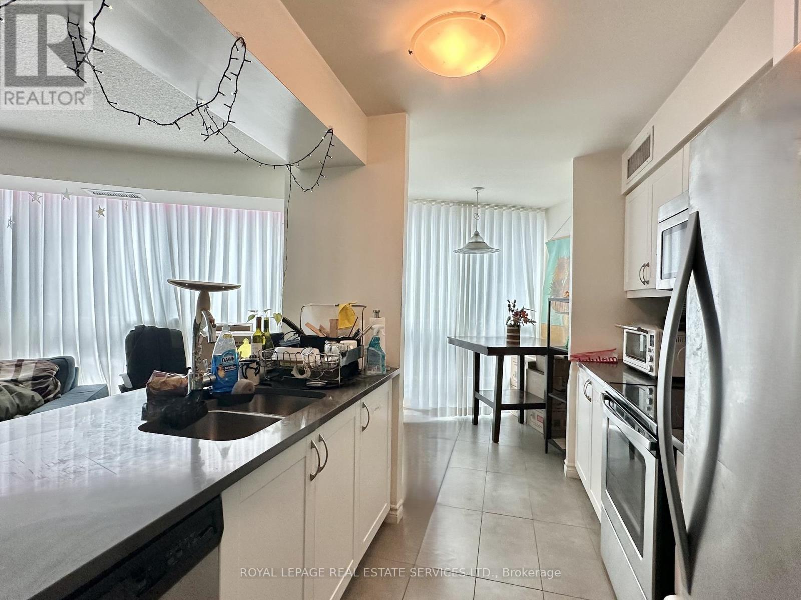 511 - 19 Grand Trunk Crescent, Toronto, Ontario  M5J 3A3 - Photo 5 - C12717980