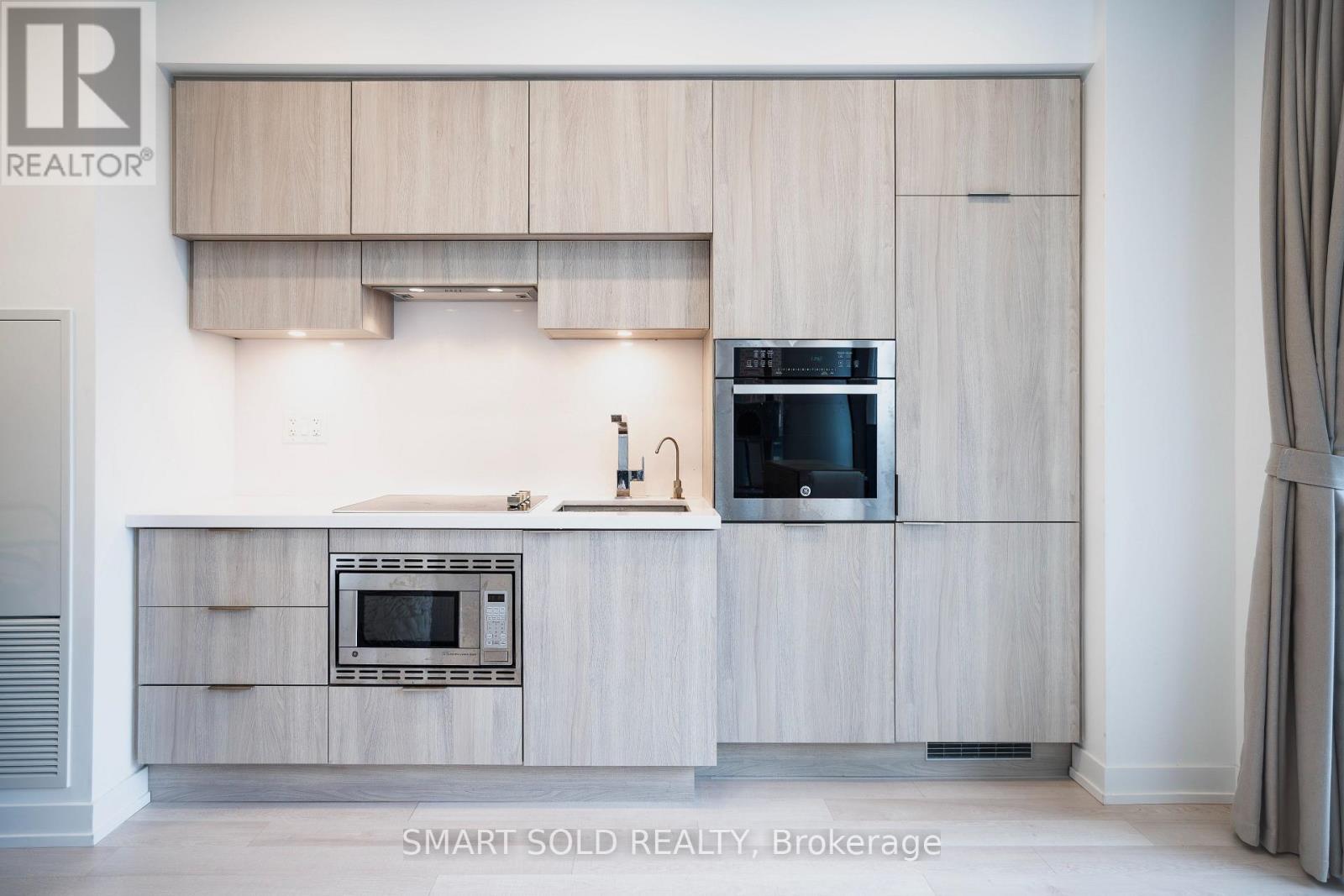 503 - 39 Roehampton Avenue, Toronto, Ontario  M4P 0G1 - Photo 3 - C12717990