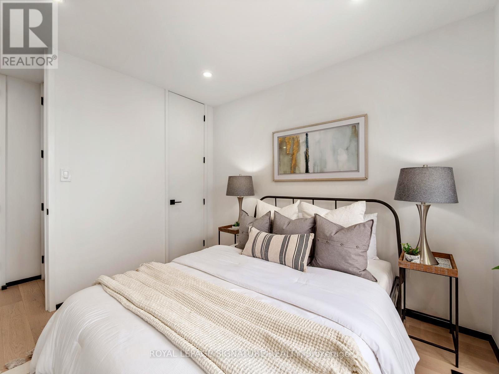 186 Oak Park Avenue, Toronto, Ontario  M4C 4M8 - Photo 33 - E12718048