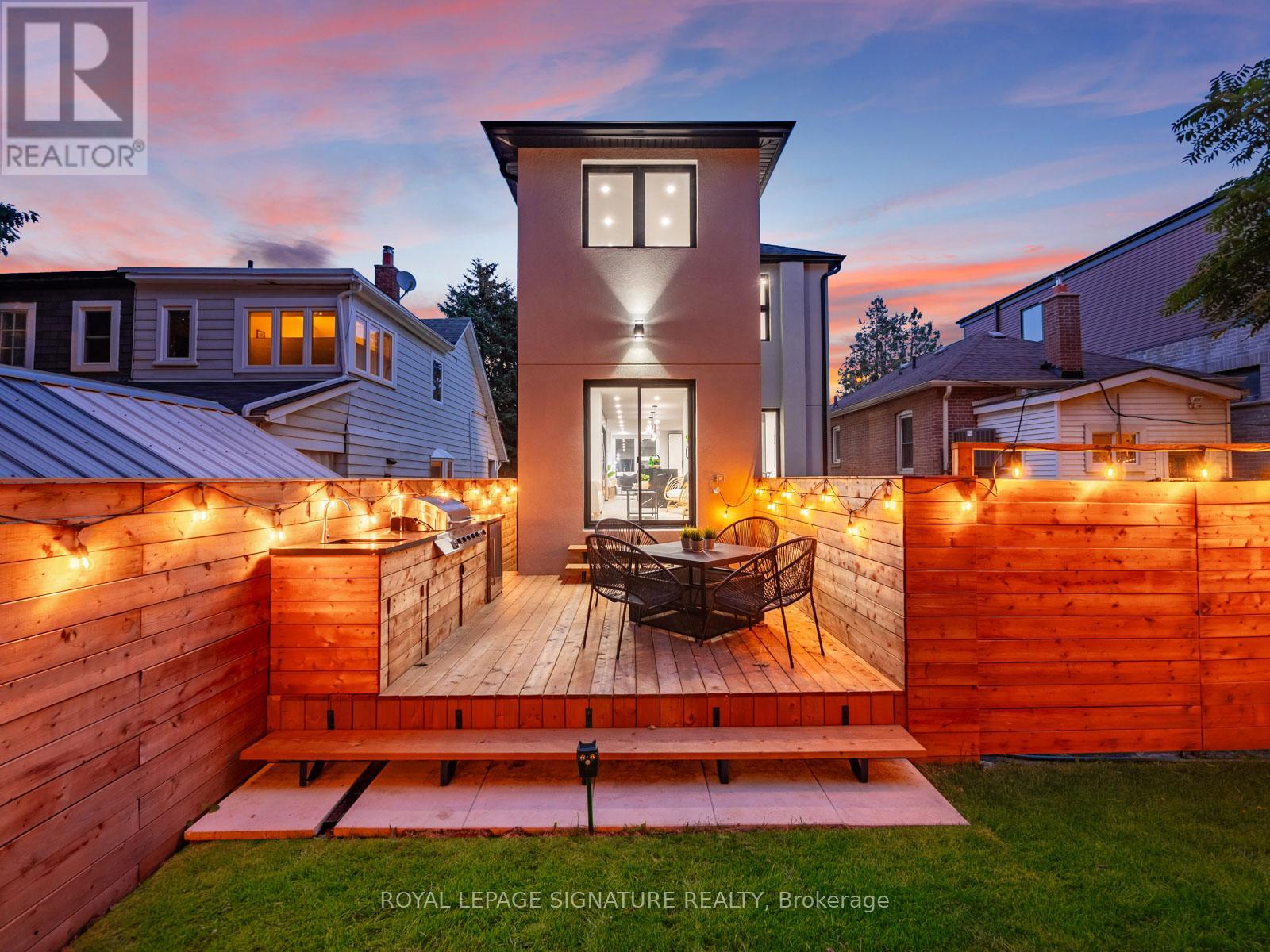 186 Oak Park Avenue, Toronto, Ontario  M4C 4M8 - Photo 46 - E12718048