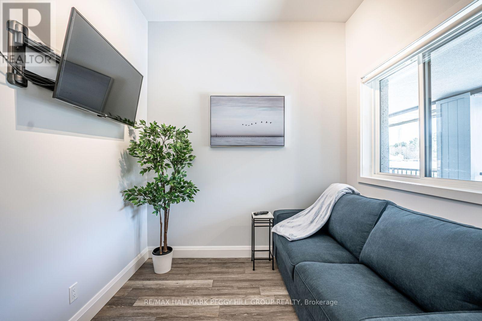 503 - 80 Horseshoe Boulevard, Oro-Medonte, Ontario  L4M 4Y8 - Photo 13 - S12717954