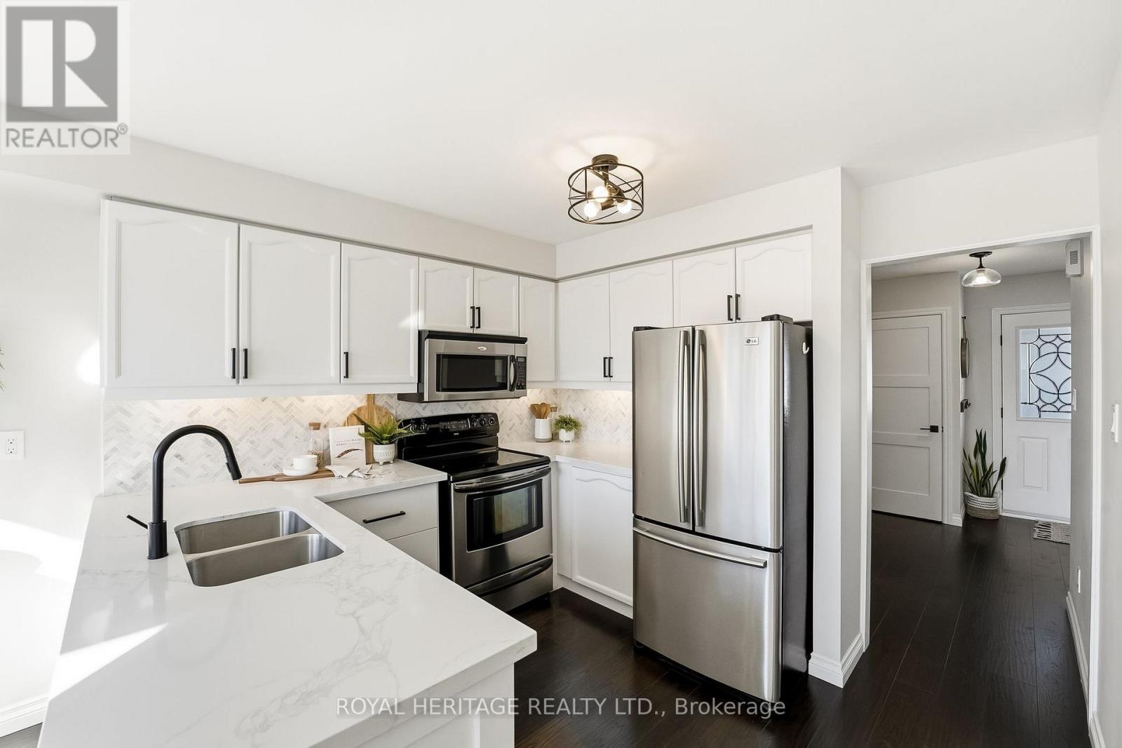 62 John Walter Crescent, Clarington, Ontario  L1E 2W7 - Photo 11 - E12717722