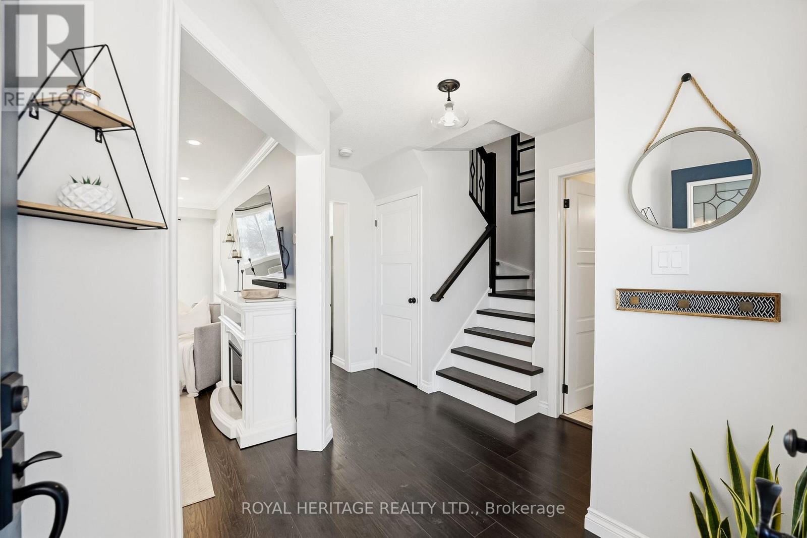 62 John Walter Crescent, Clarington, Ontario  L1E 2W7 - Photo 5 - E12717722