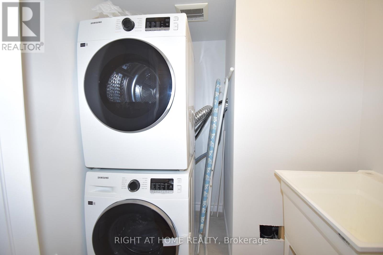 - Suit - 5953 Saigon Street, Mississauga, Ontario  L5V 0E9 - Photo 23 - W12717868