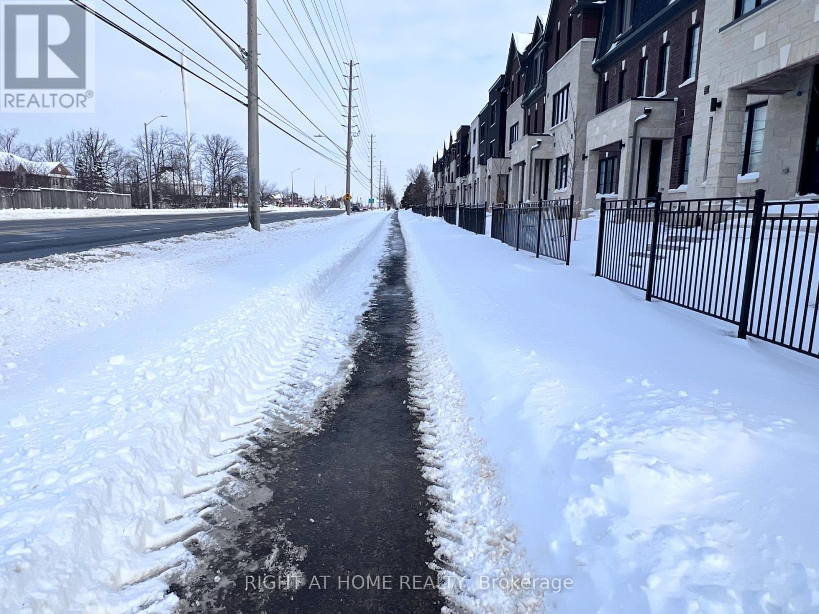 - Suit - 5953 Saigon Street, Mississauga, Ontario  L5V 0E9 - Photo 26 - W12717868