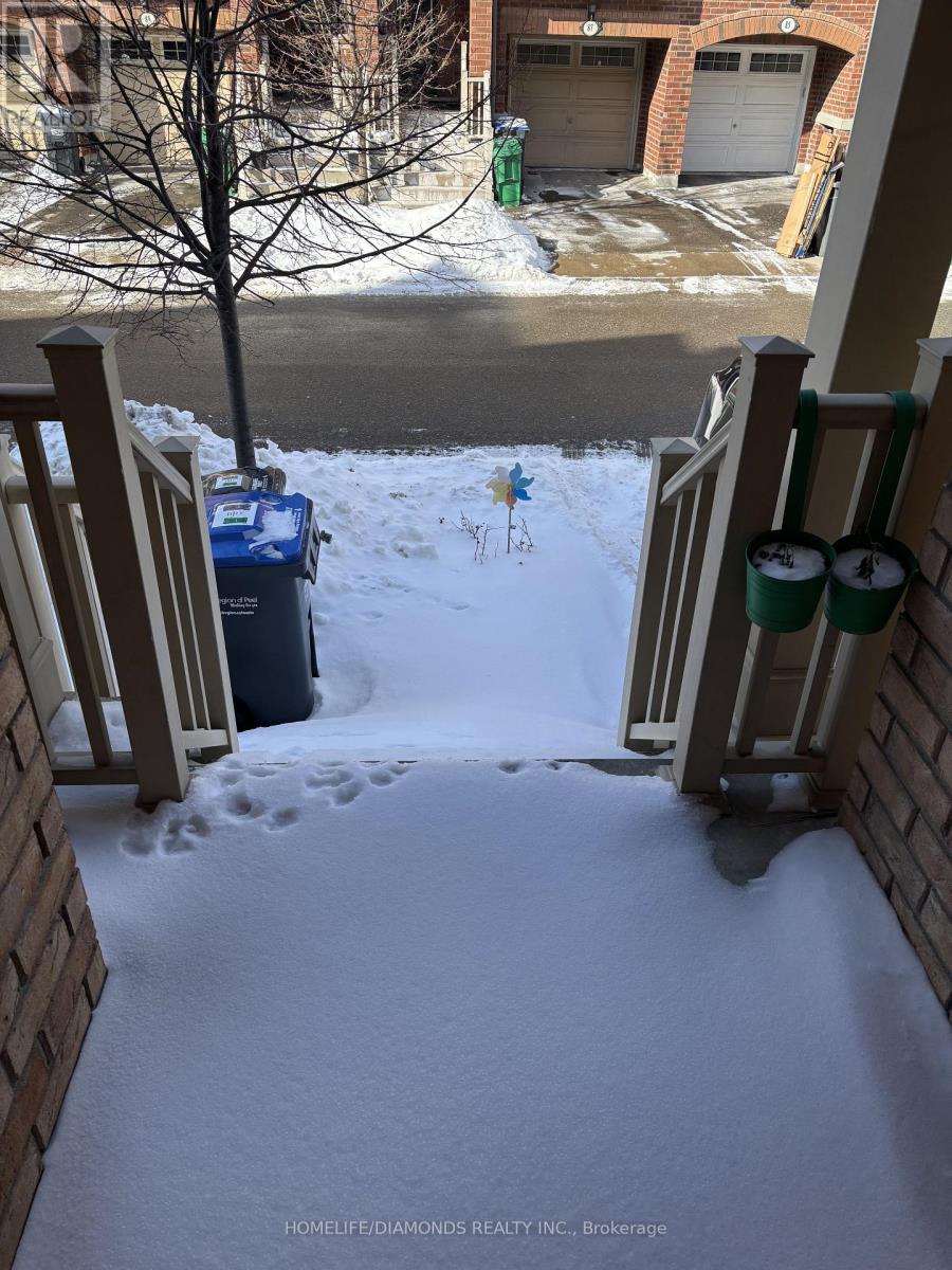 118 Sea Drifter Crescent, Brampton, Ontario  L6P 2S1 - Photo 1 - W12717900