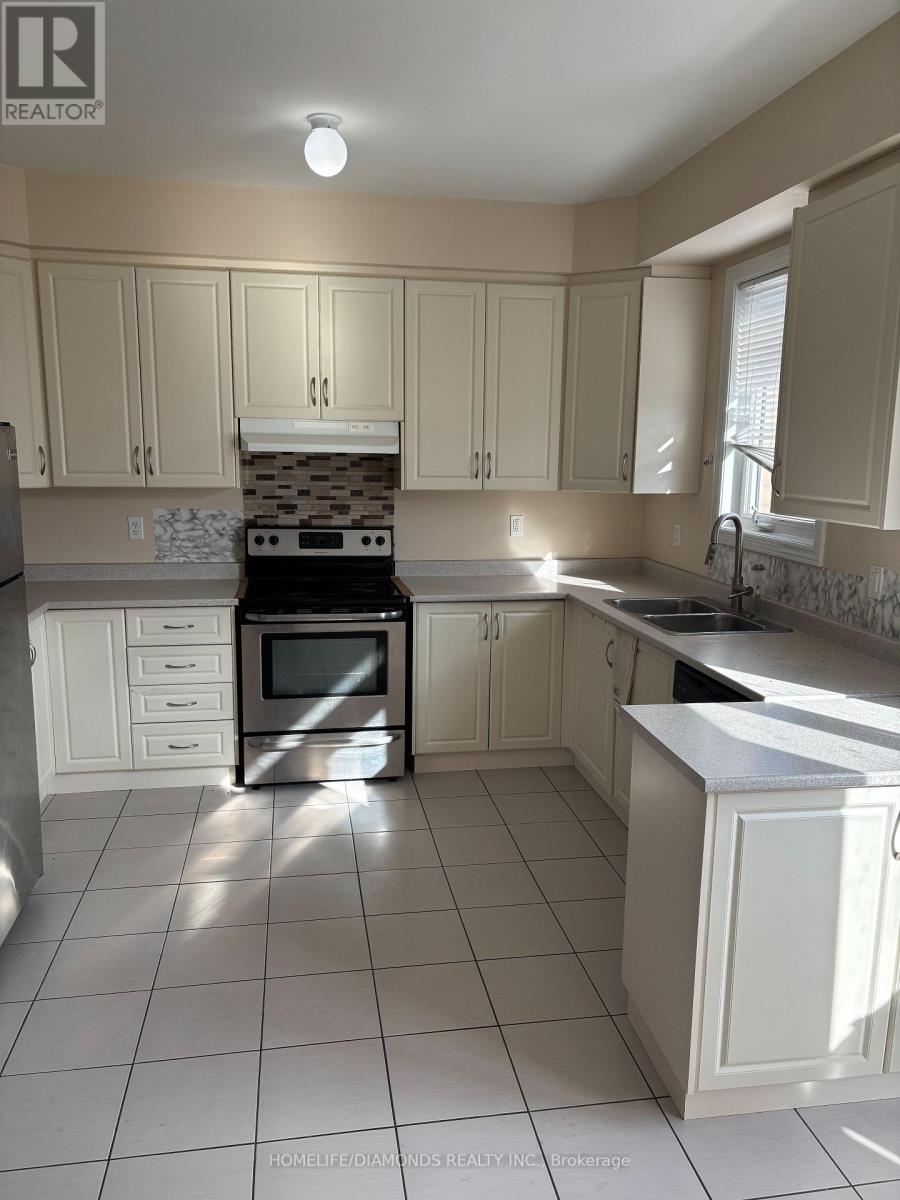 118 Sea Drifter Crescent, Brampton, Ontario  L6P 2S1 - Photo 6 - W12717900