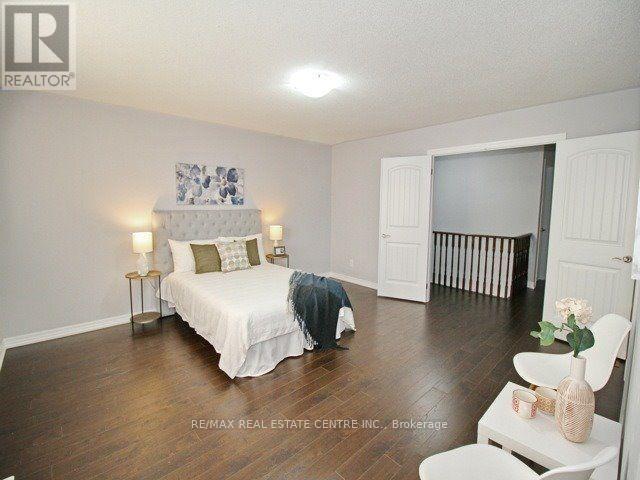 38 Whitmer Street, Milton (Sc Scott), Ontario  L9T 0R5 - Photo 13 - W12717938