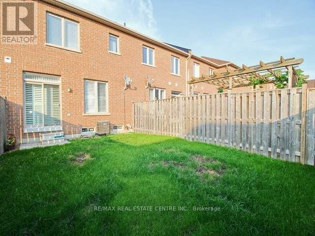 38 Whitmer Street, Milton (Sc Scott), Ontario  L9T 0R5 - Photo 19 - W12717938