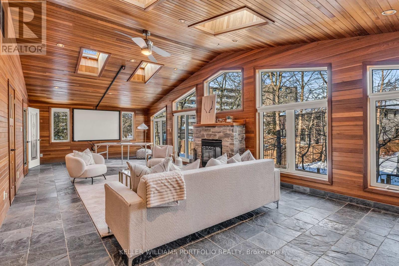 200 Lake Promenade, Toronto, Ontario  M8W 1A8 - Photo 16 - W12717940