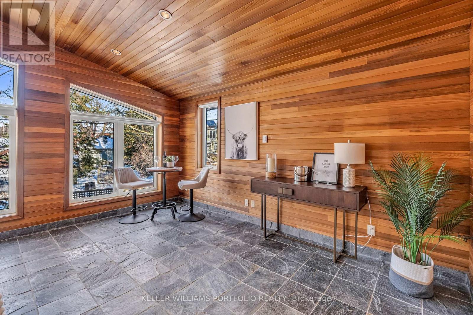 200 Lake Promenade, Toronto, Ontario  M8W 1A8 - Photo 18 - W12717940