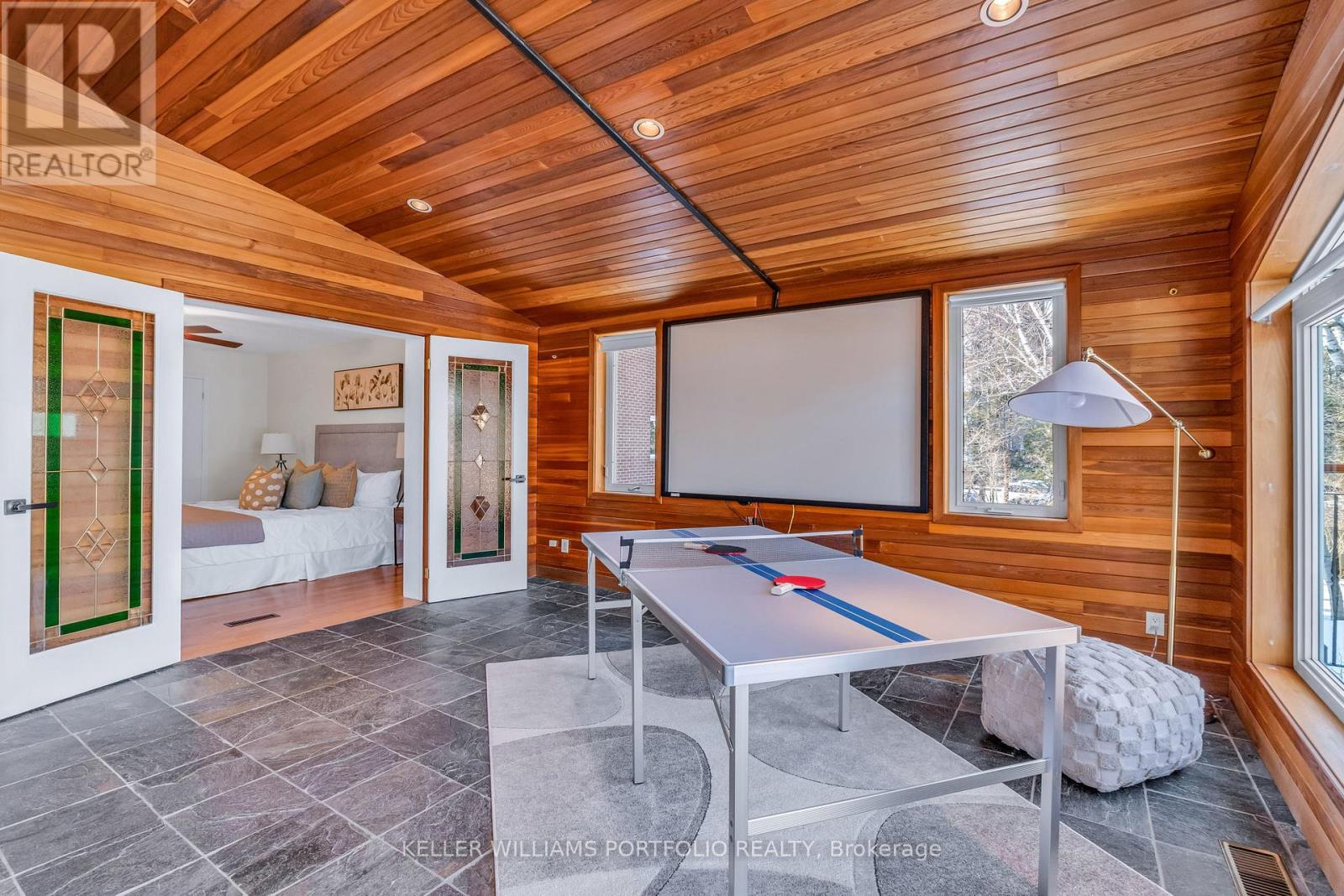 200 Lake Promenade, Toronto, Ontario  M8W 1A8 - Photo 21 - W12717940