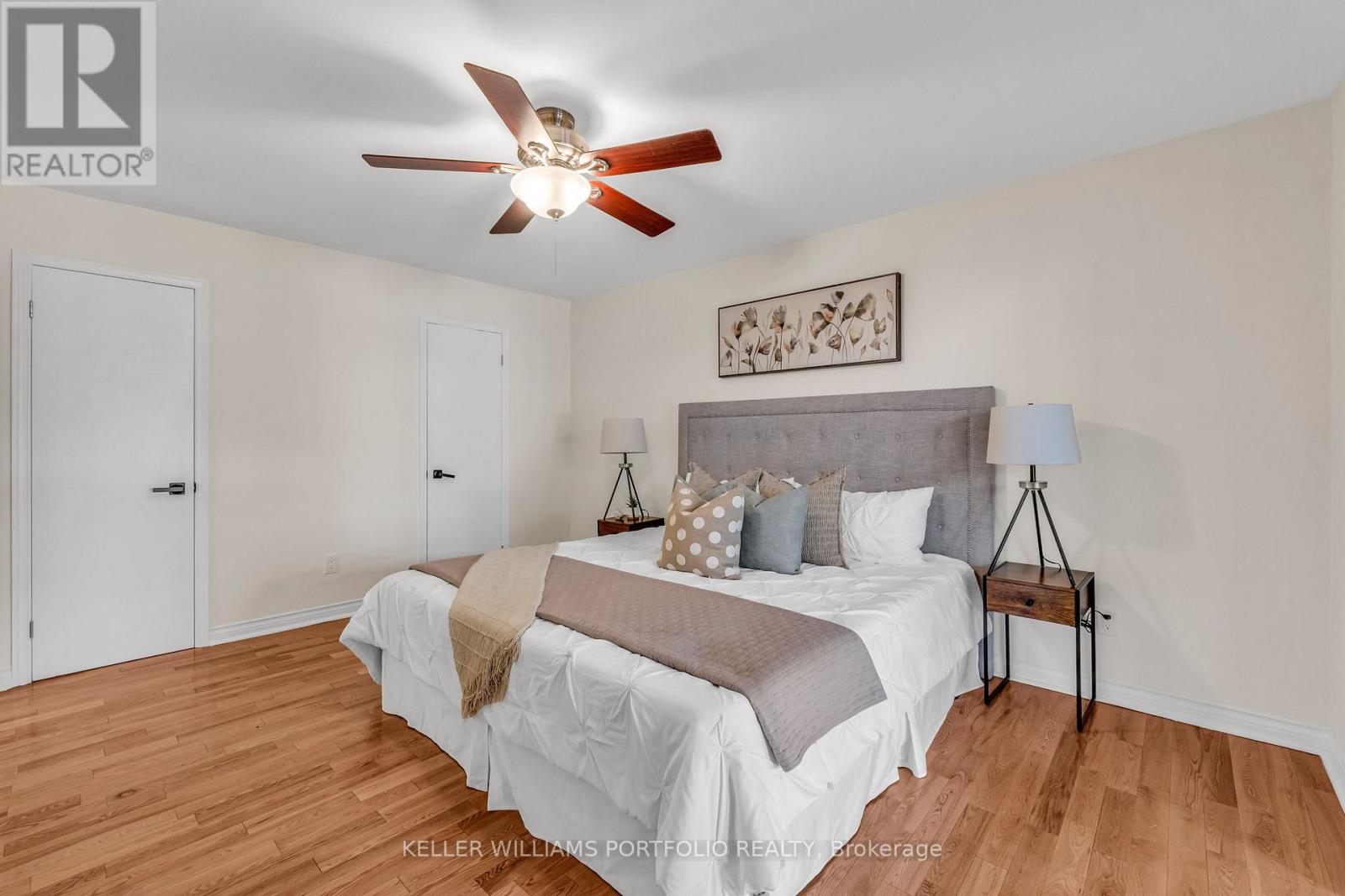 200 Lake Promenade, Toronto, Ontario  M8W 1A8 - Photo 22 - W12717940