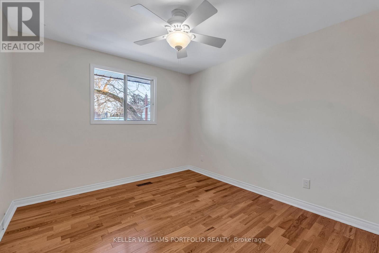 200 Lake Promenade, Toronto, Ontario  M8W 1A8 - Photo 28 - W12717940