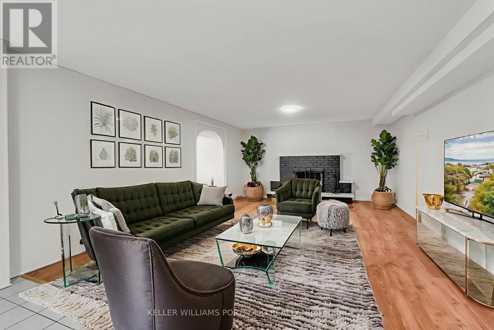 200 Lake Promenade, Toronto, Ontario  M8W 1A8 - Photo 36 - W12717940