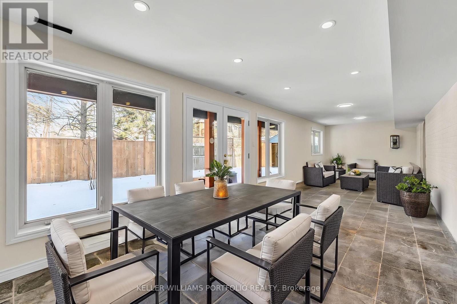 200 Lake Promenade, Toronto, Ontario  M8W 1A8 - Photo 39 - W12717940