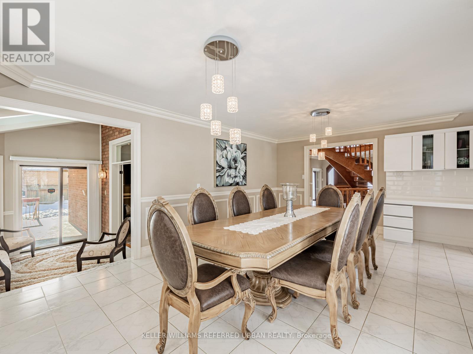 33 Redberry Parkway, Toronto, Ontario  M6L 2J7 - Photo 11 - W12717970