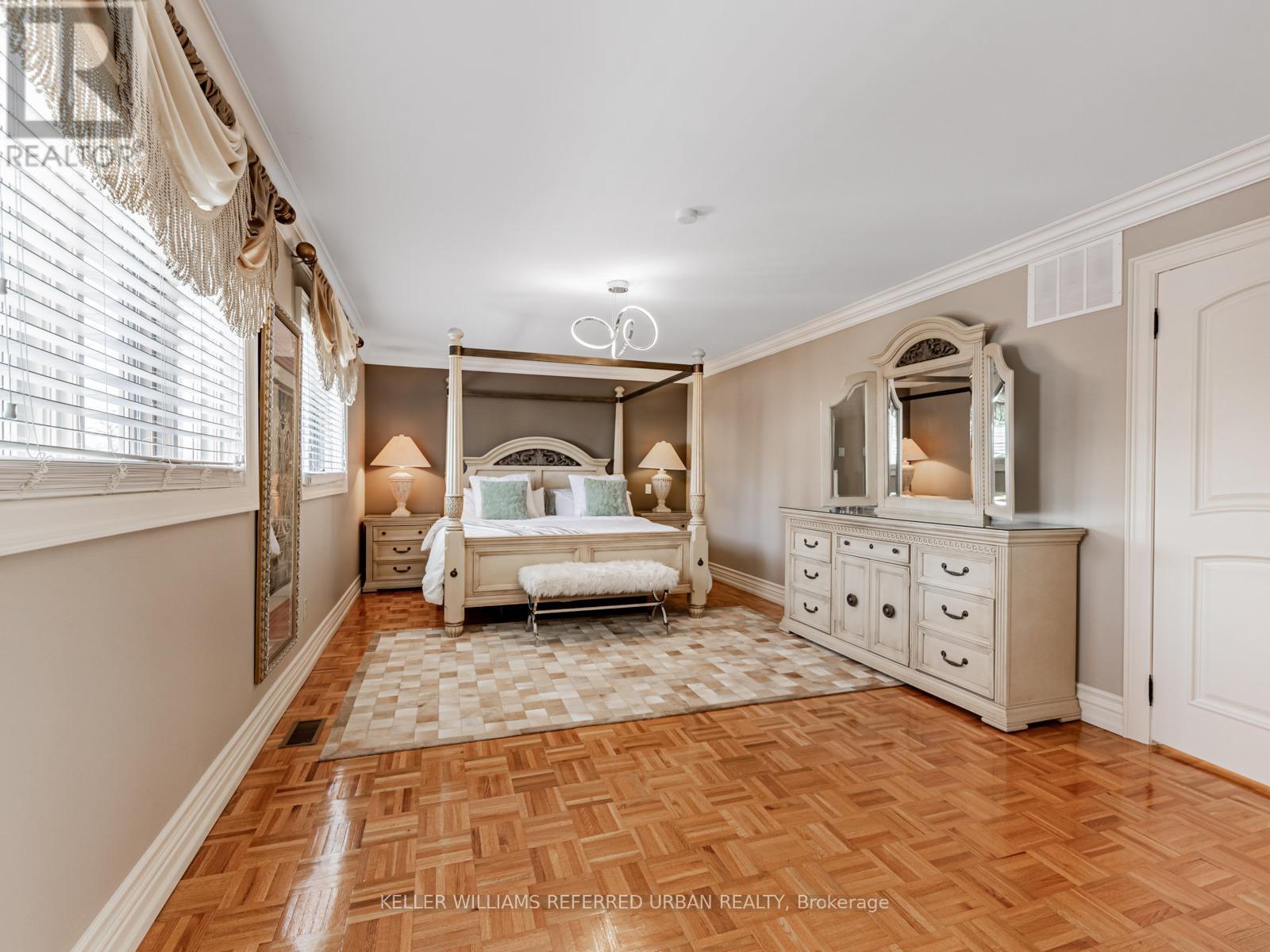 33 Redberry Parkway, Toronto, Ontario  M6L 2J7 - Photo 23 - W12717970