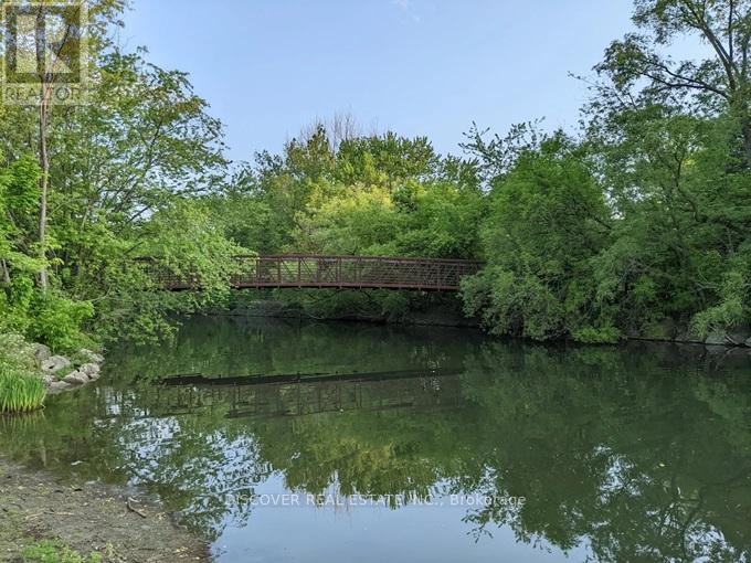 Room - 963 Hampton Crescent, Mississauga, Ontario  L5G 4G7 - Photo 33 - W12718026