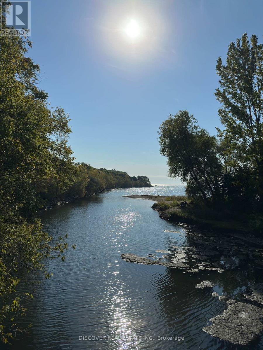 Room - 963 Hampton Crescent, Mississauga, Ontario  L5G 4G7 - Photo 36 - W12718026