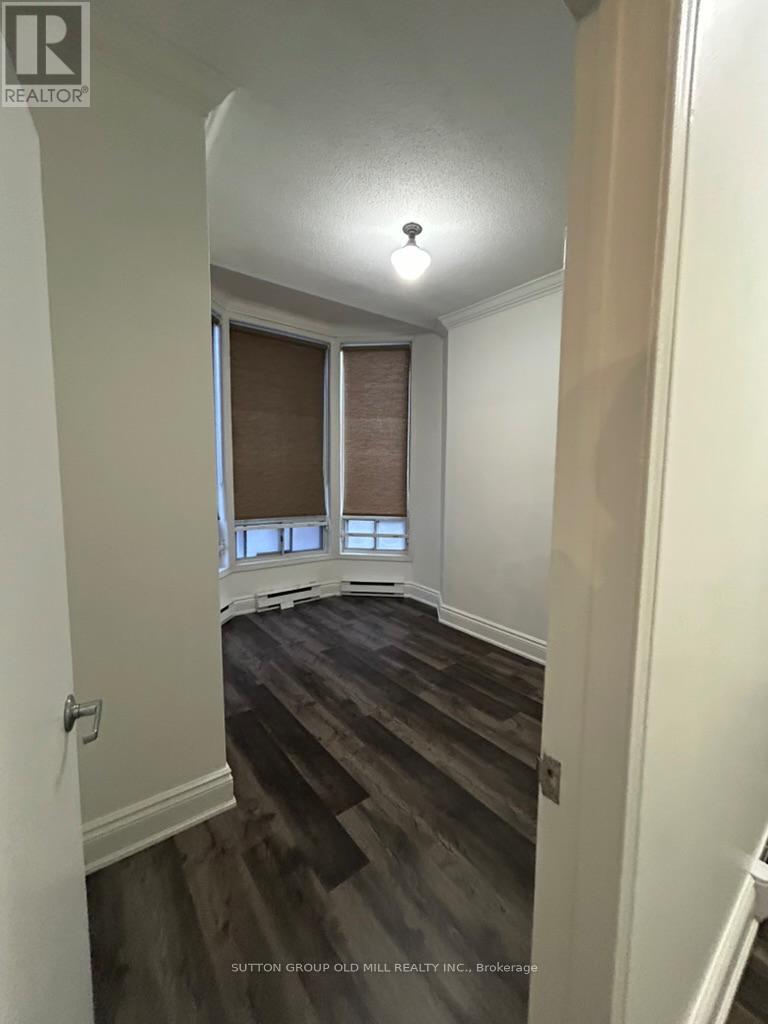 202 - 133 Dunn Avenue, Toronto, Ontario  M6K 2R8 - Photo 10 - W12718034