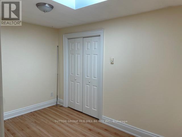 402 - 133 Dunn Avenue, Toronto, Ontario  M6K 2R8 - Photo 7 - W12718036