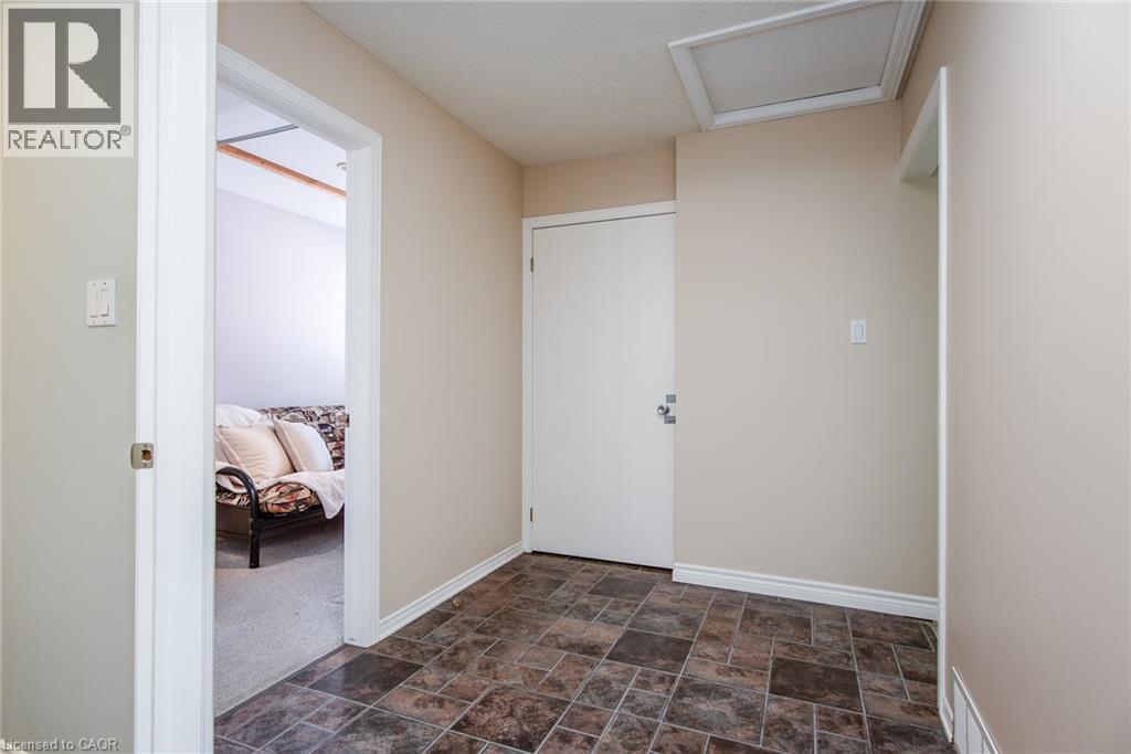 216 Northlake Drive, Waterloo, Ontario  N2V 1A8 - Photo 28 - 40799869