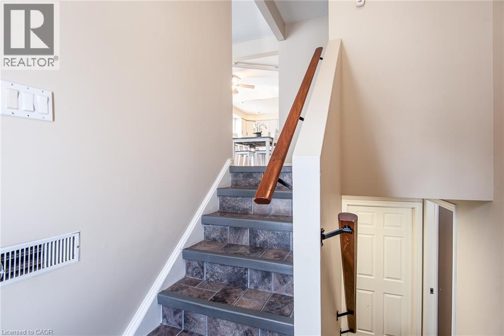 216 Northlake Drive, Waterloo, Ontario  N2V 1A8 - Photo 30 - 40799869