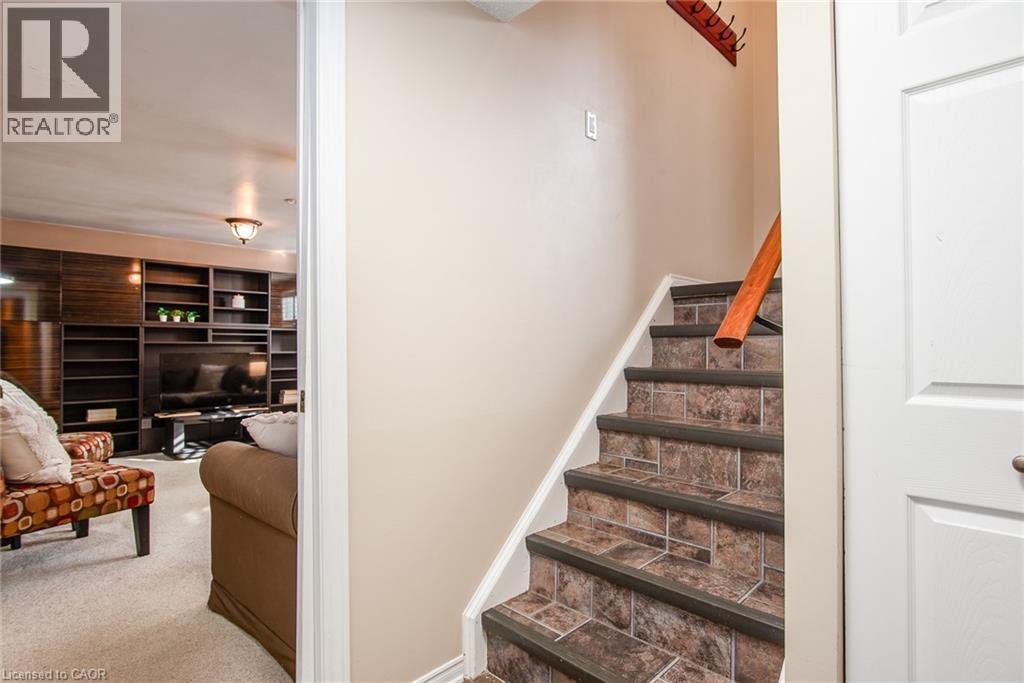 216 Northlake Drive, Waterloo, Ontario  N2V 1A8 - Photo 31 - 40799869