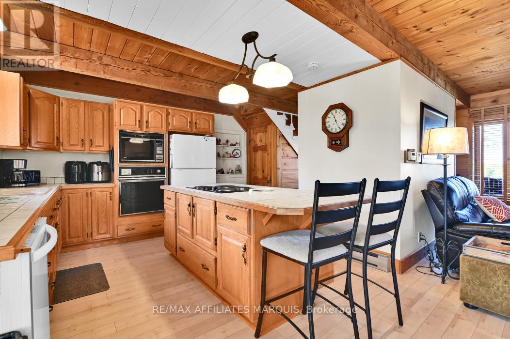 81 Trotters Lane, Rideau Lakes, Ontario  K0G 1X0 - Photo 7 - X12403044