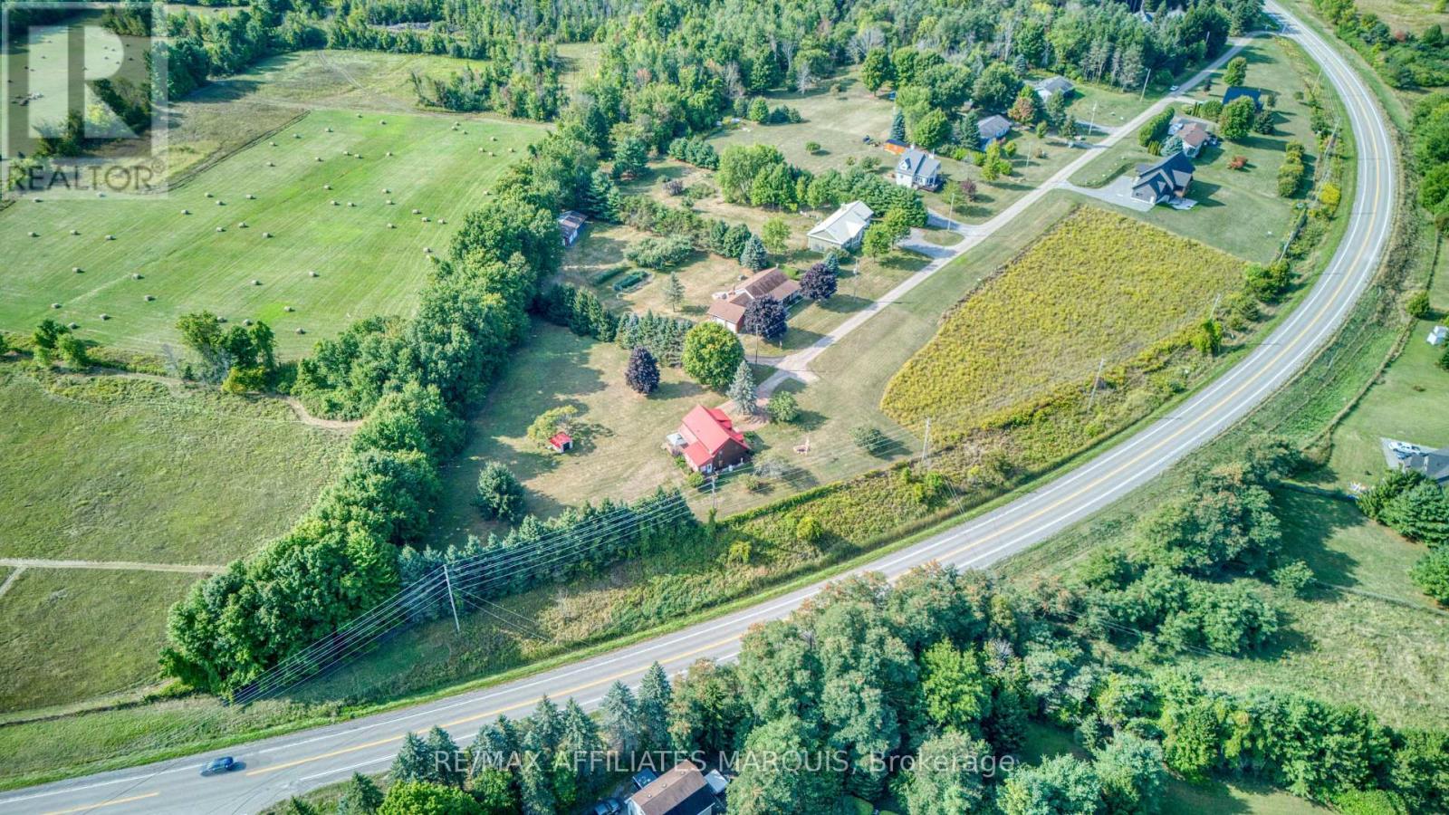 81 Trotters Lane, Rideau Lakes, Ontario  K0G 1X0 - Photo 27 - X12403044