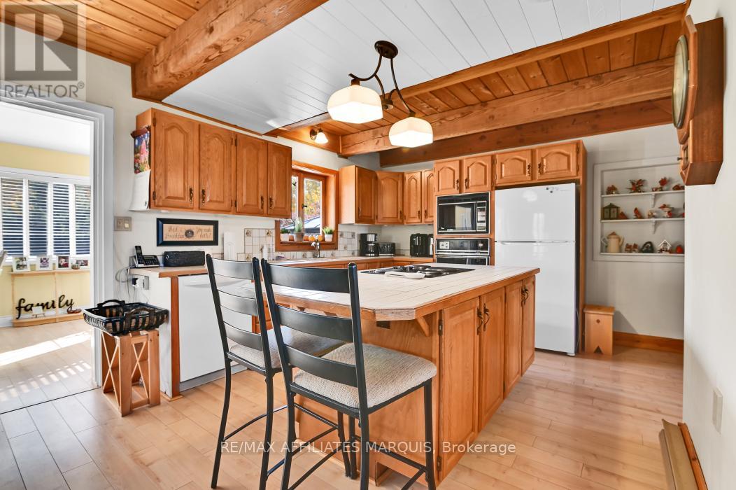 81 Trotters Lane, Rideau Lakes, Ontario  K0G 1X0 - Photo 8 - X12403044