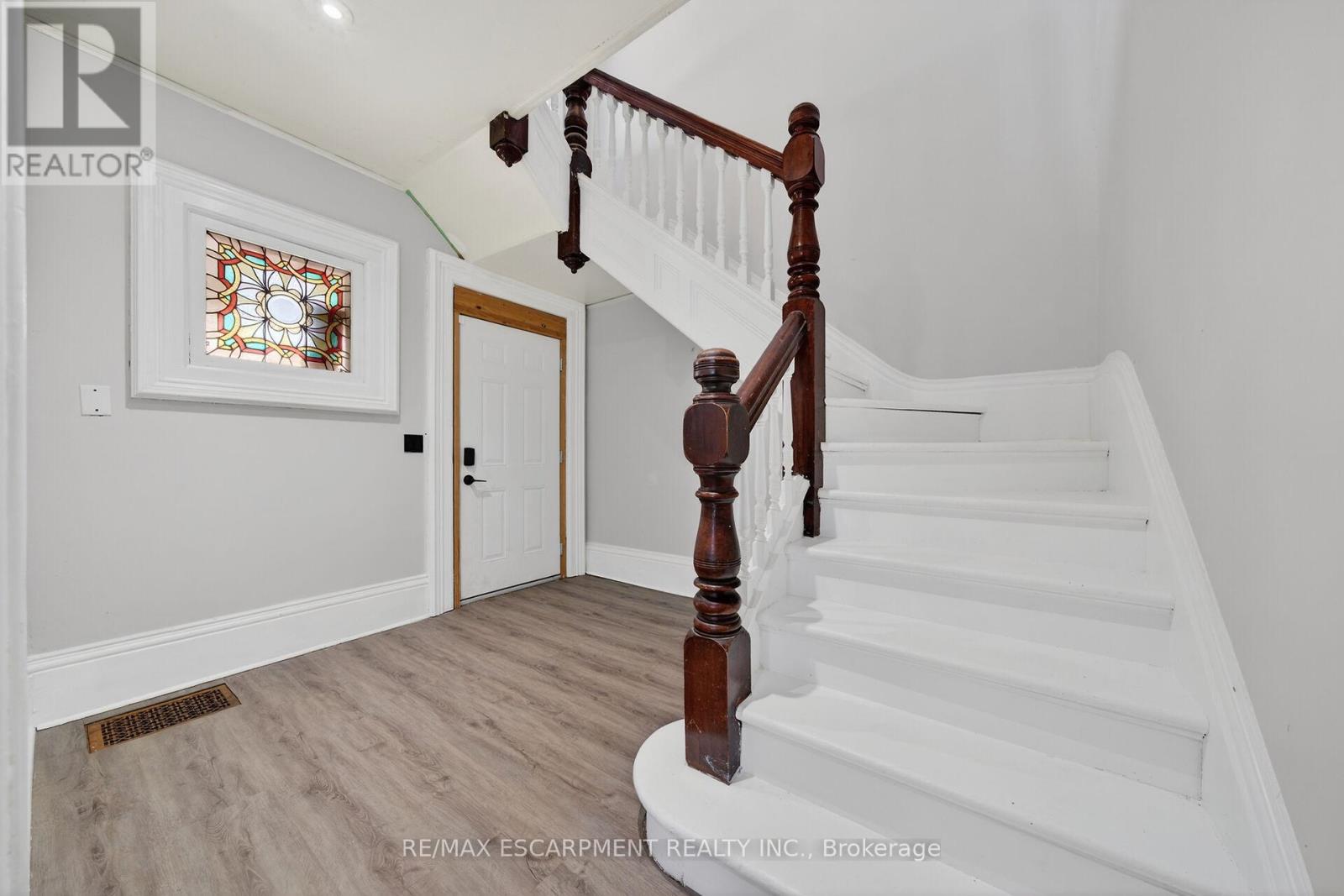 104 William Street, Brantford, Ontario  N3T 3L1 - Photo 5 - X12717880