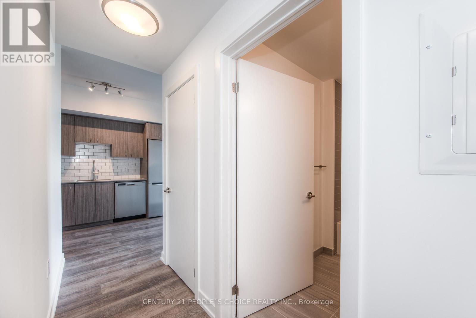 1610 - 15 Wellington Street S, Kitchener, Ontario  N2G 2E4 - Photo 9 - X12717890