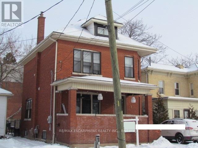 5 Fleet Street, Brantford, Ontario  N3T 3S8 - Photo 2 - X12717998