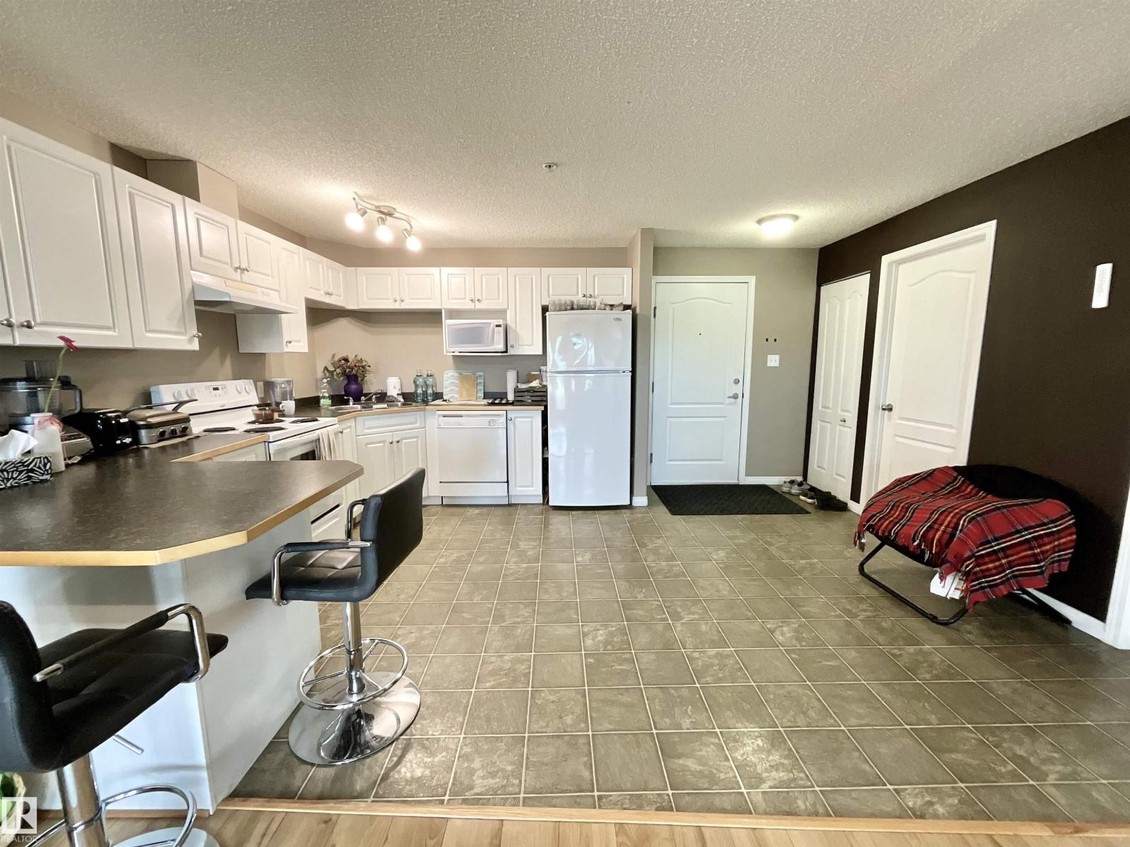 #308 5350 199 St Nw, Edmonton, Alberta  T6M 0A4 - Photo 4 - E4470656