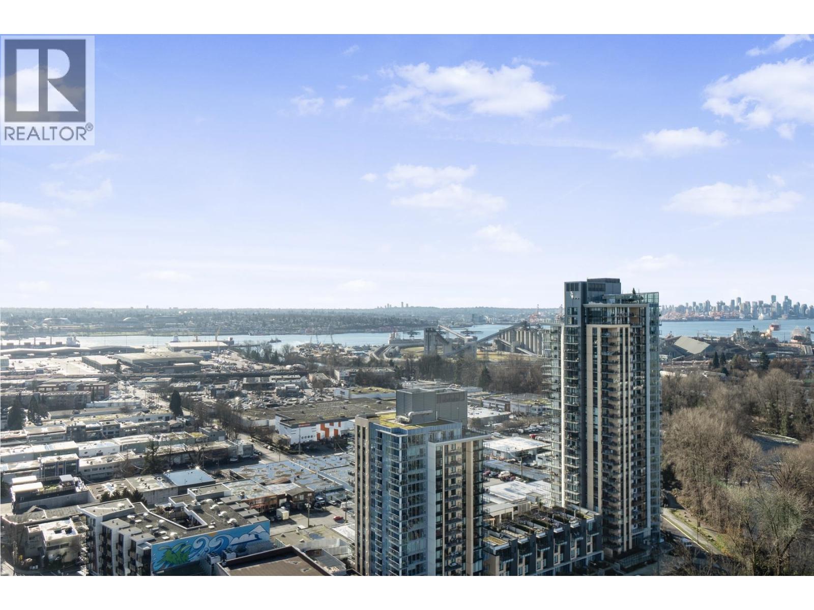 2604 1500 Fern Street, North Vancouver, British Columbia  V7J 0E6 - Photo 2 - R3079543