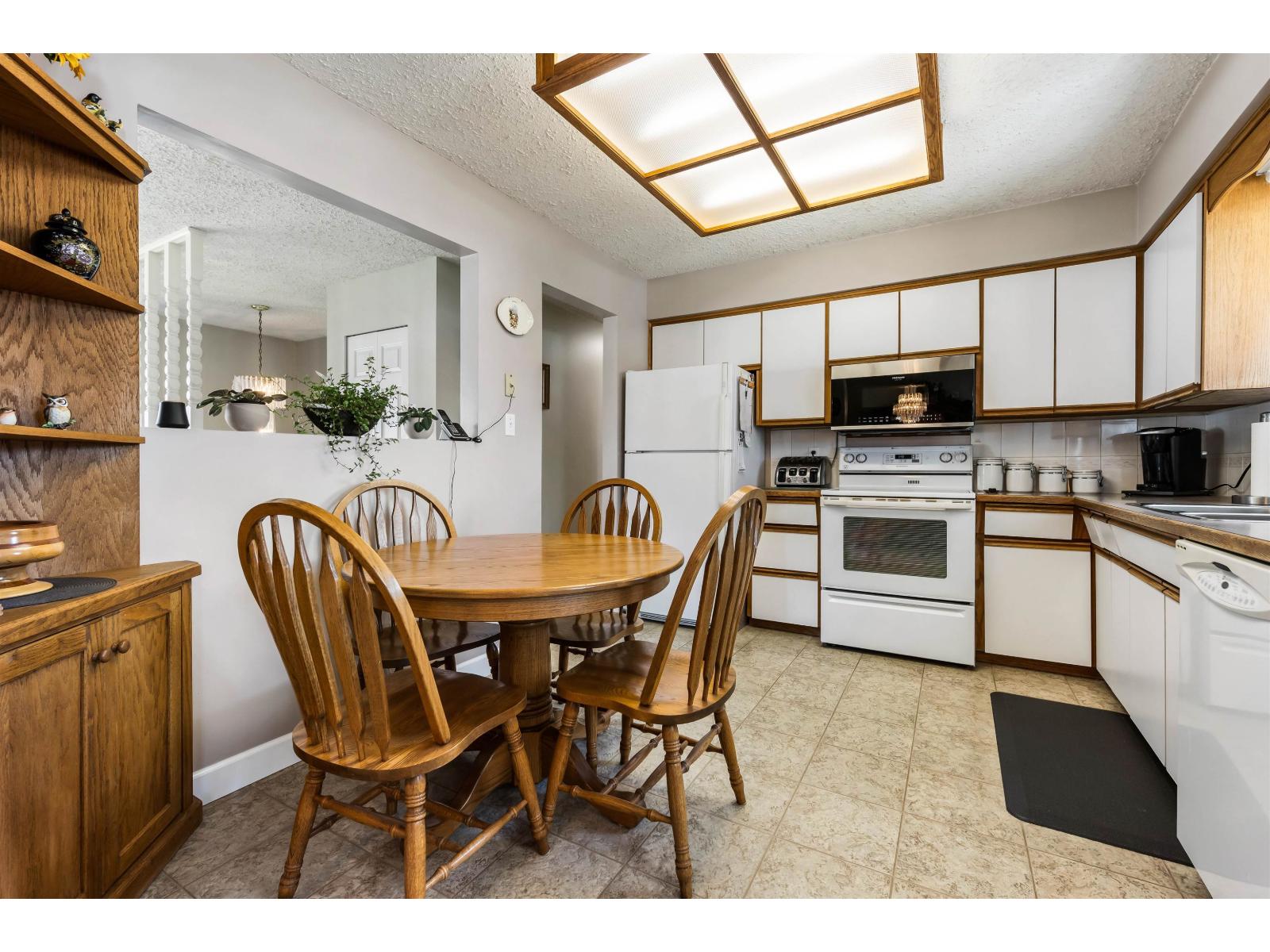 6961 Sheffield Way, Sardis East Vedder, Chilliwack, British Columbia  V2R 3T2 - Photo 11 - R3081857