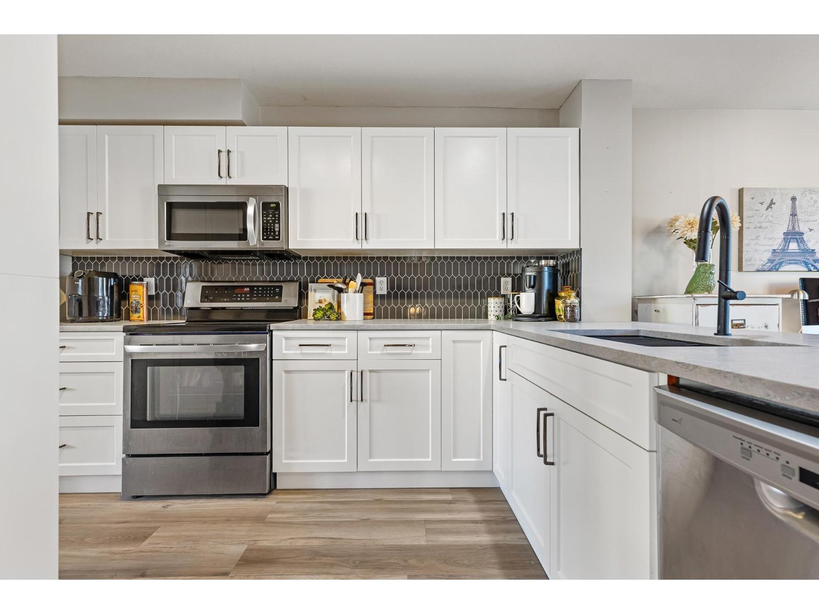 7 46321 Cessna Drive, Chilliwack Proper South, Chilliwack, British Columbia  V2P 1A7 - Photo 12 - R3081816