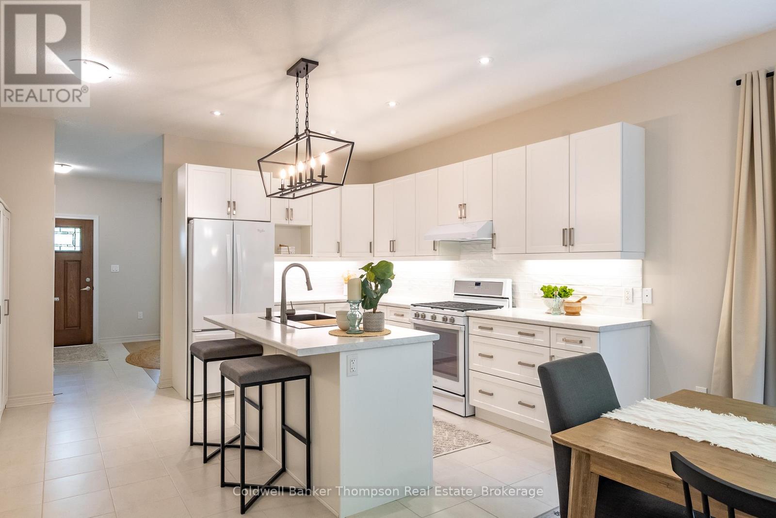 36 Serenity Place Crescent, Huntsville, Ontario  P1H 0C4 - Photo 10 - X12649124