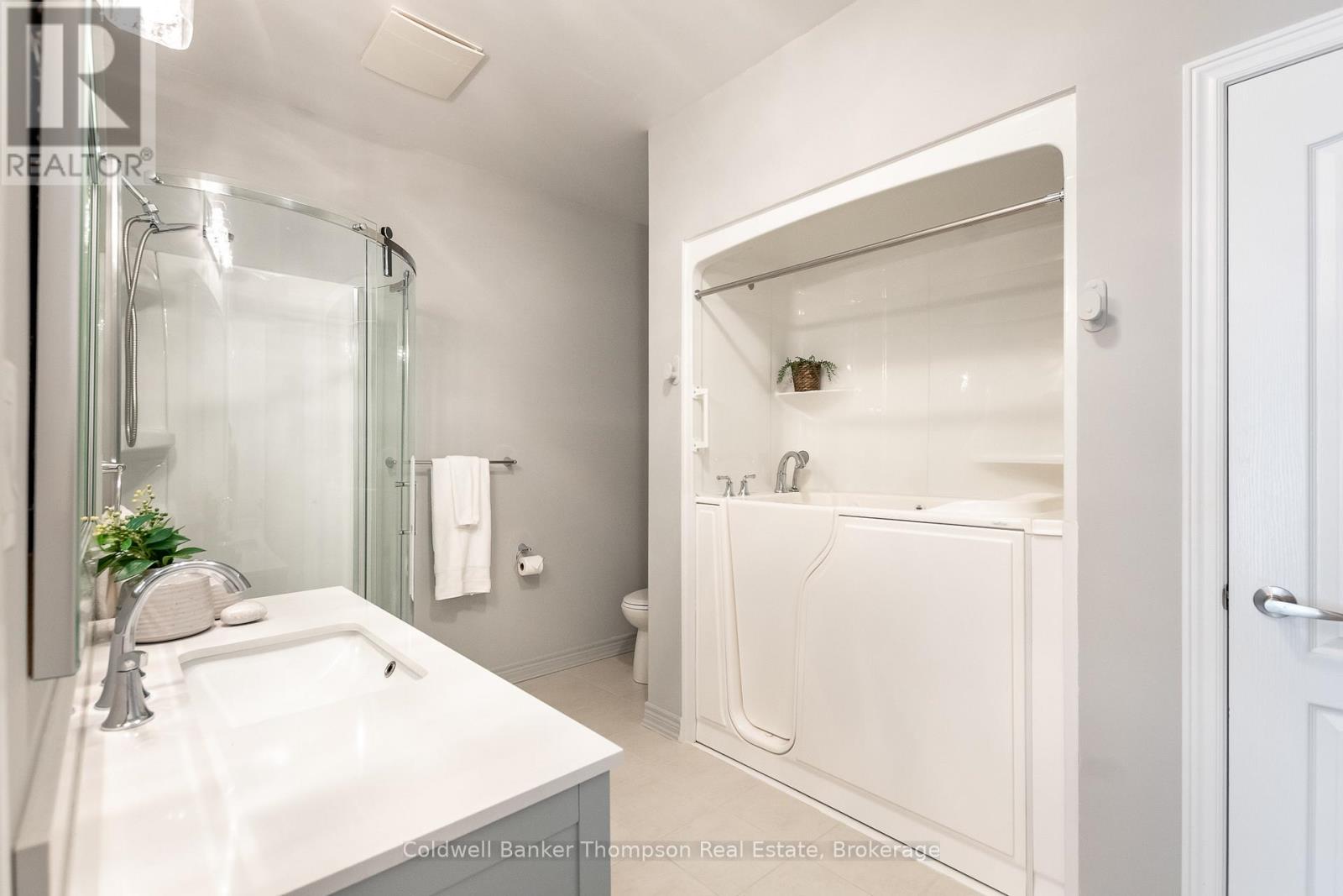 36 Serenity Place Crescent, Huntsville, Ontario  P1H 0C4 - Photo 21 - X12649124