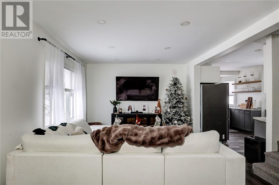 904 Howey Drive, Sudbury, Ontario  P3B 1H4 - Photo 6 - 2126167