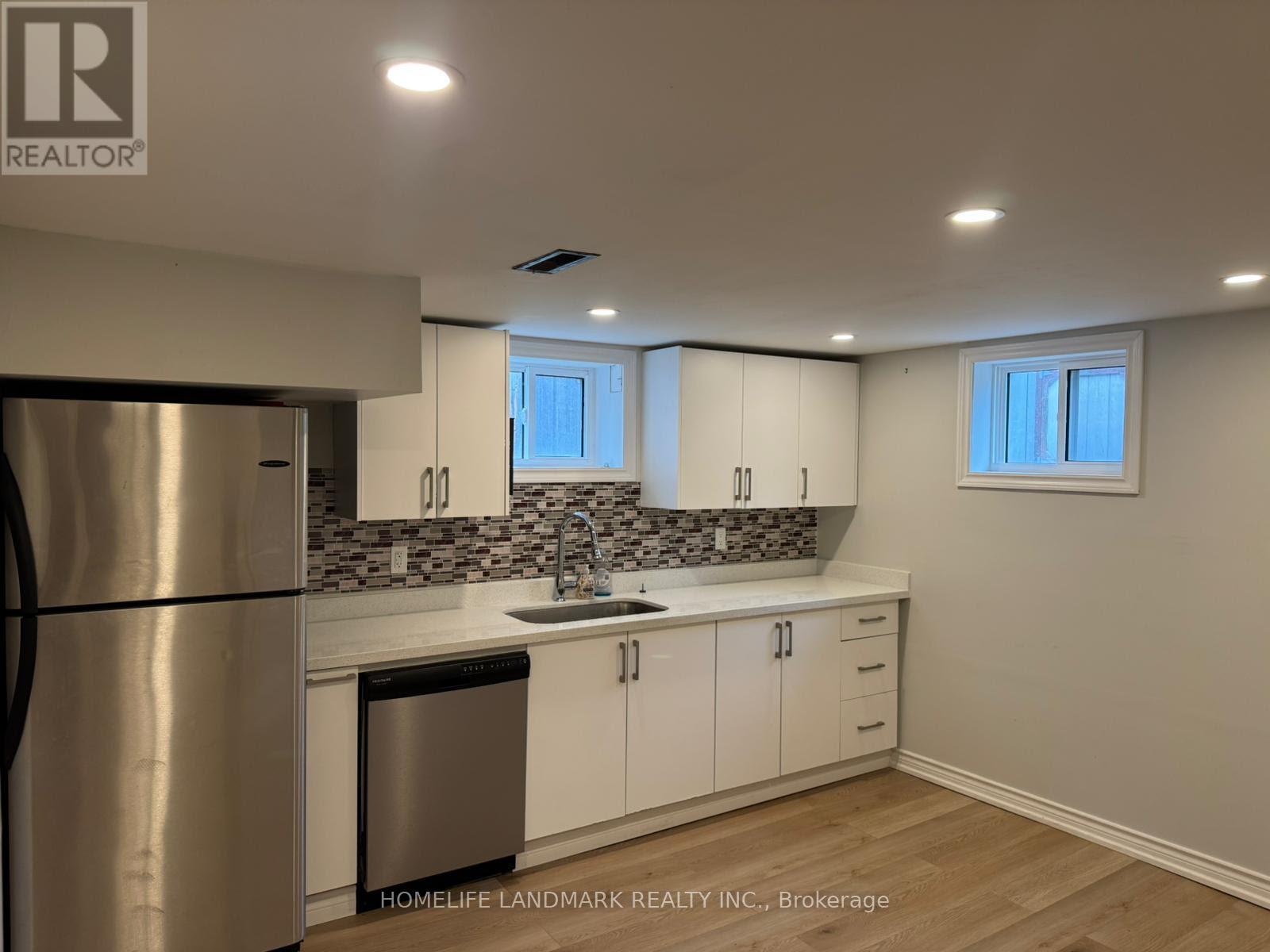 110 Front Street E, Whitby, Ontario  L1N 1A1 - Photo 15 - E12691360