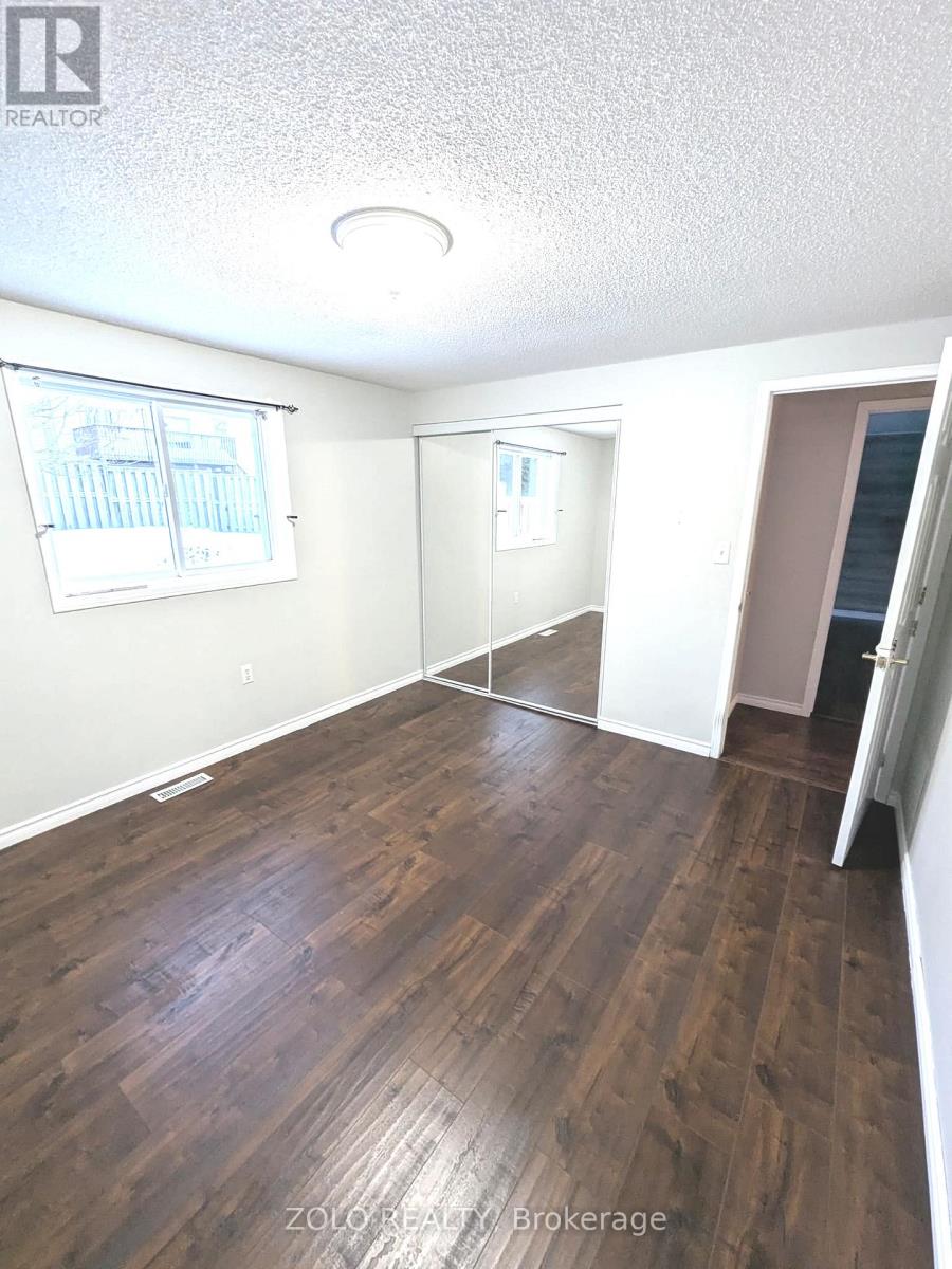 21 Columbia Road, Barrie, Ontario  L4N 8C7 - Photo 12 - S12592692