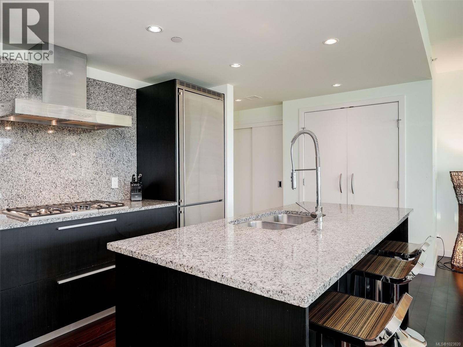 806 707 Courtney St, Victoria, British Columbia  V8W 0A9 - Photo 9 - 1023820