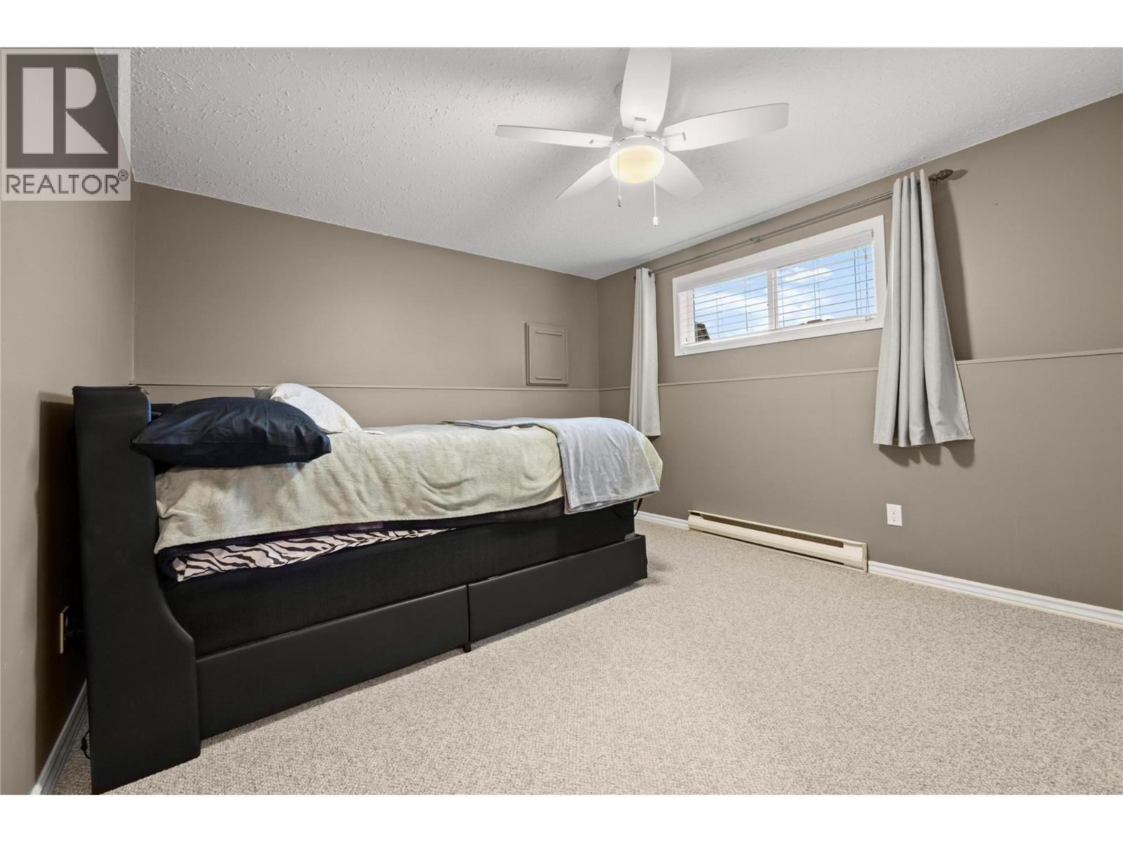 5882 Victoria Street, Peachland, British Columbia  V0X 1X4 - Photo 20 - 10373094