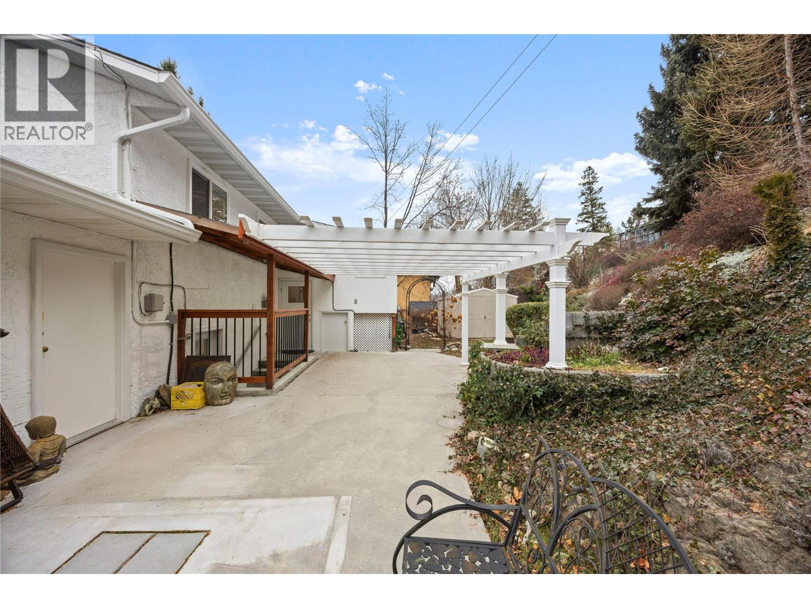 5882 Victoria Street, Peachland, British Columbia  V0X 1X4 - Photo 27 - 10373094