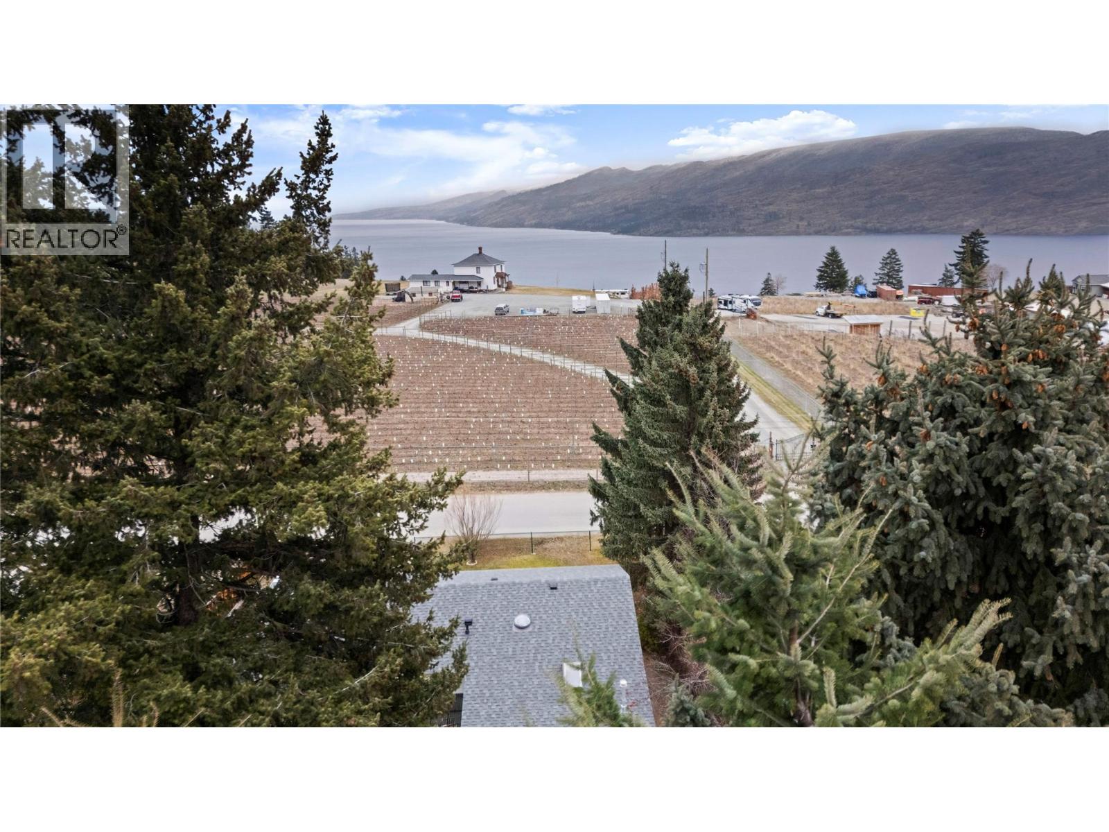 5882 Victoria Street, Peachland, British Columbia  V0X 1X4 - Photo 31 - 10373094