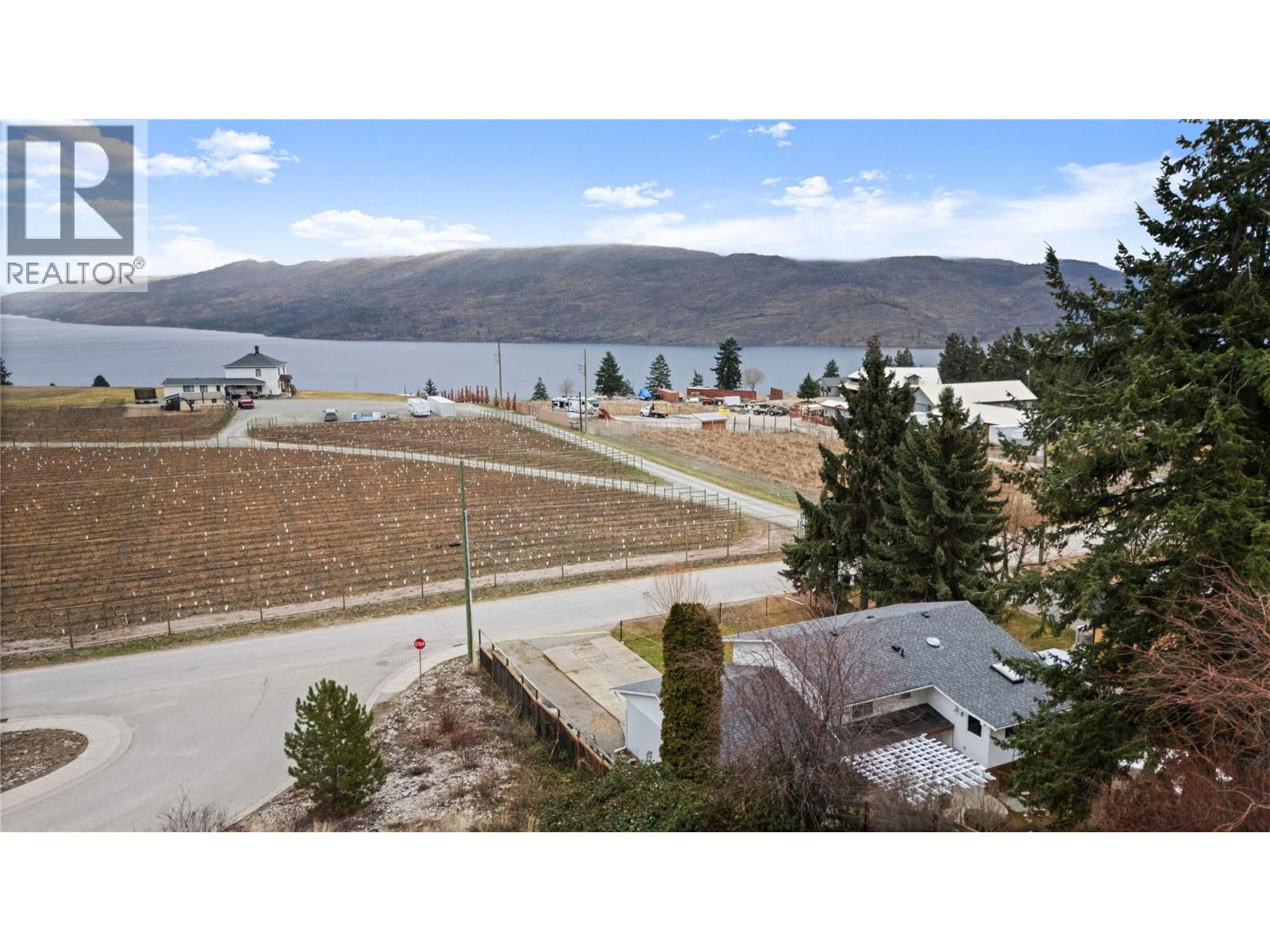 5882 Victoria Street, Peachland, British Columbia  V0X 1X4 - Photo 32 - 10373094