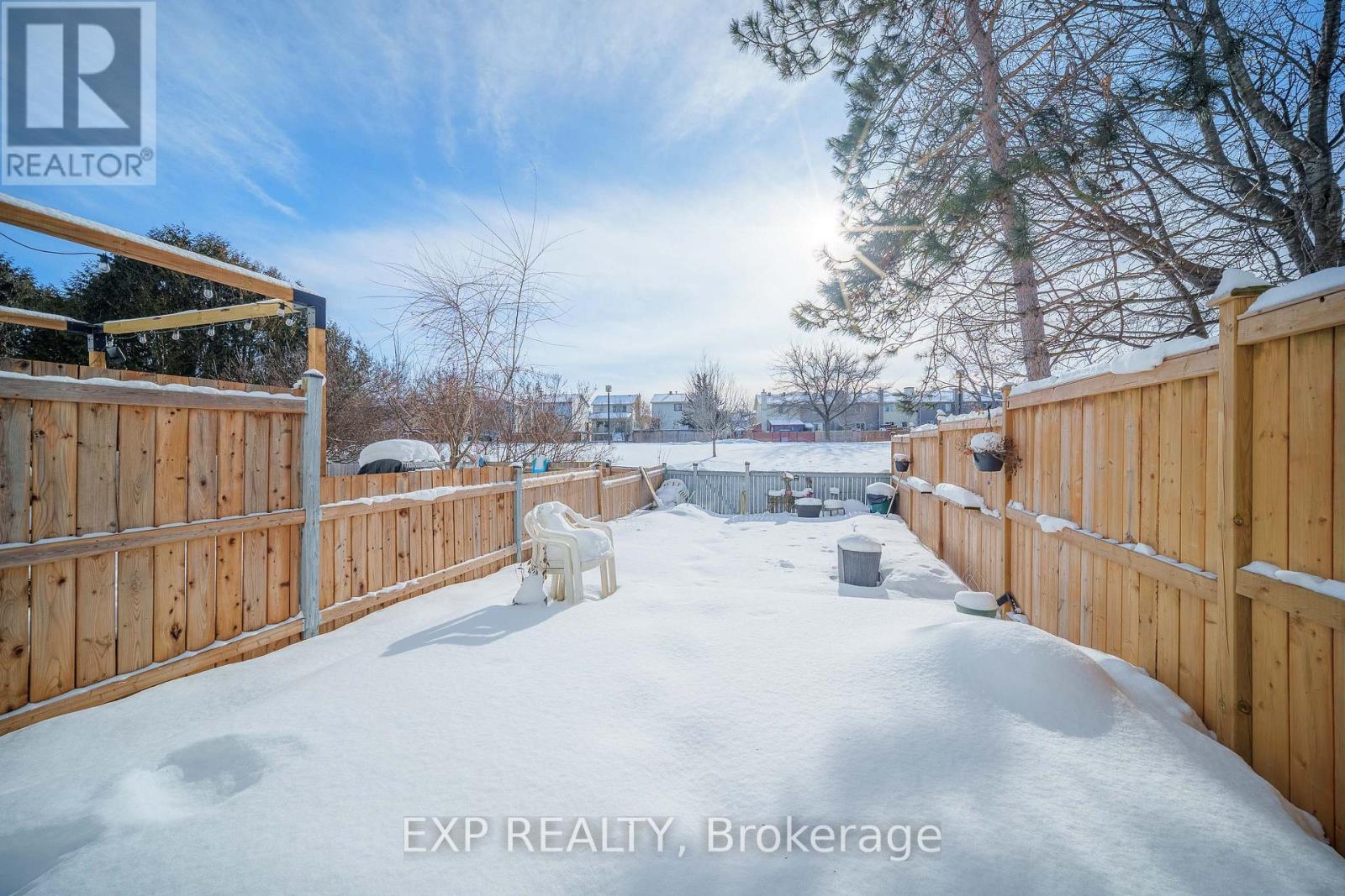 98 Castlegreen Private, Ottawa, Ontario  K1T 3N3 - Photo 25 - X12718016